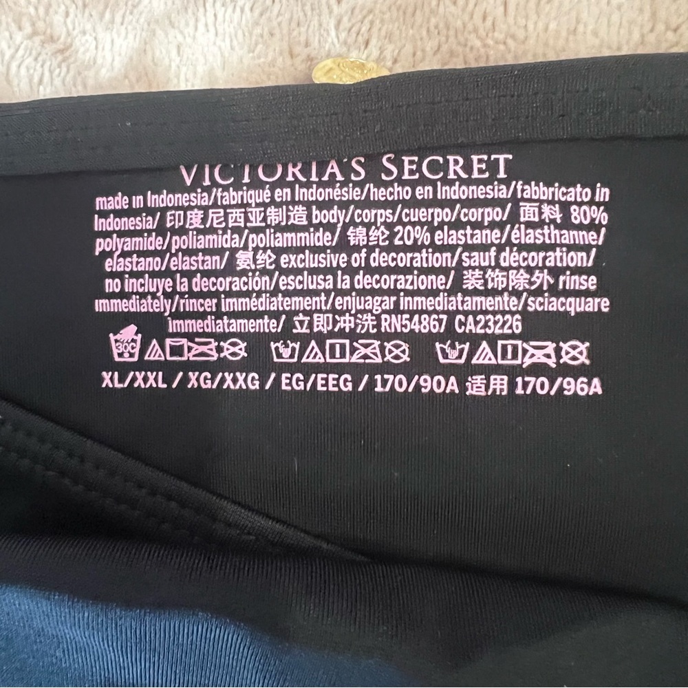 Victoria Secret swimsuit cover up XL - Picture 2 of 4